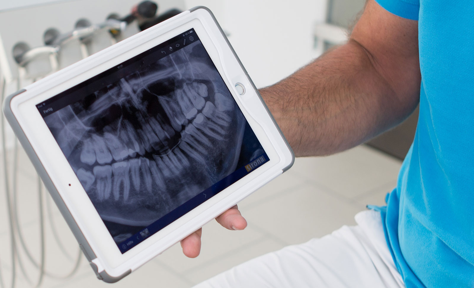 Digitales Röntgenbild mittels DVT in der Zahnarztpraxis Müller & Lüning.
